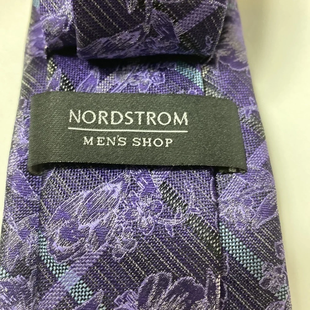 Nordstrom purple floral silk tie NWOT